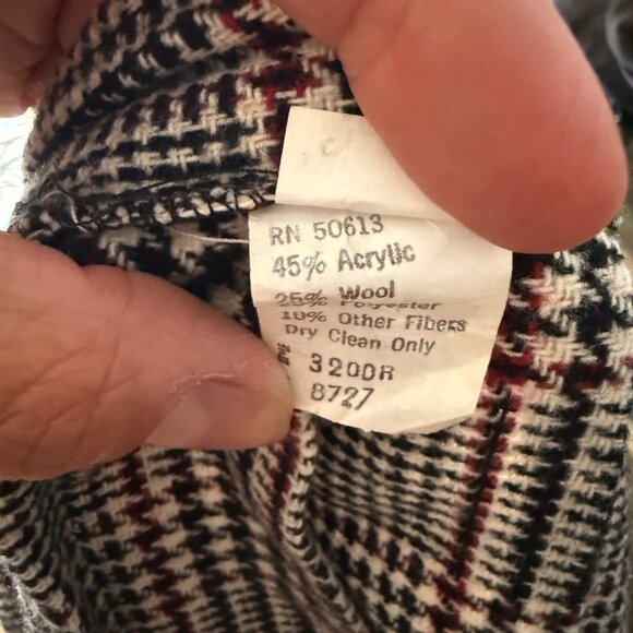 Vintage Plaid High-Waisted Pleated Midi Skirt Size 13 Polyester Blend Black Red - Picture 7 of 7